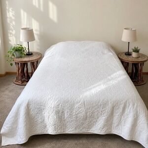 Simply Shabby Chic Quilt Queen 90x90" White Floral Cotton Provence Country